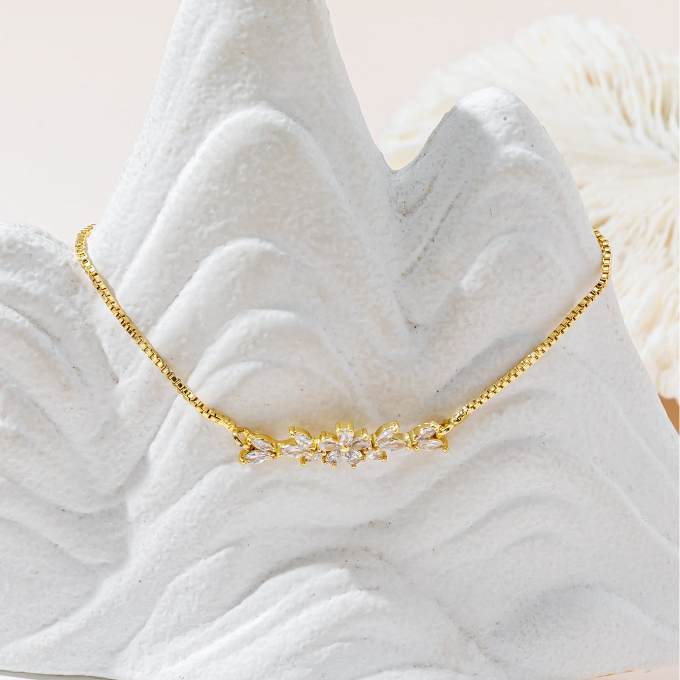Ametra Radiant Bloom – Zirconia Leaf Drawstring Bracelet